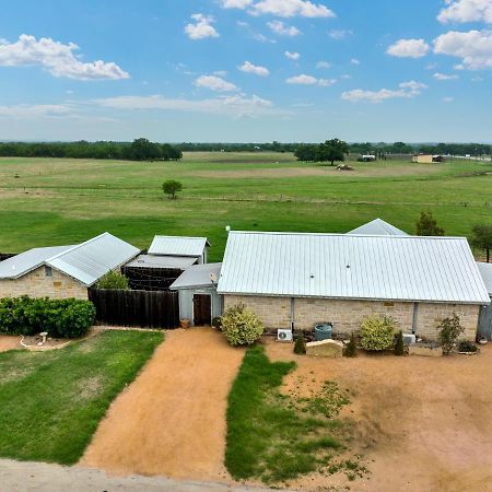Romantic Oasis With Hot Tub Near Fred And Wineries! Fredericksburg Exteriör bild